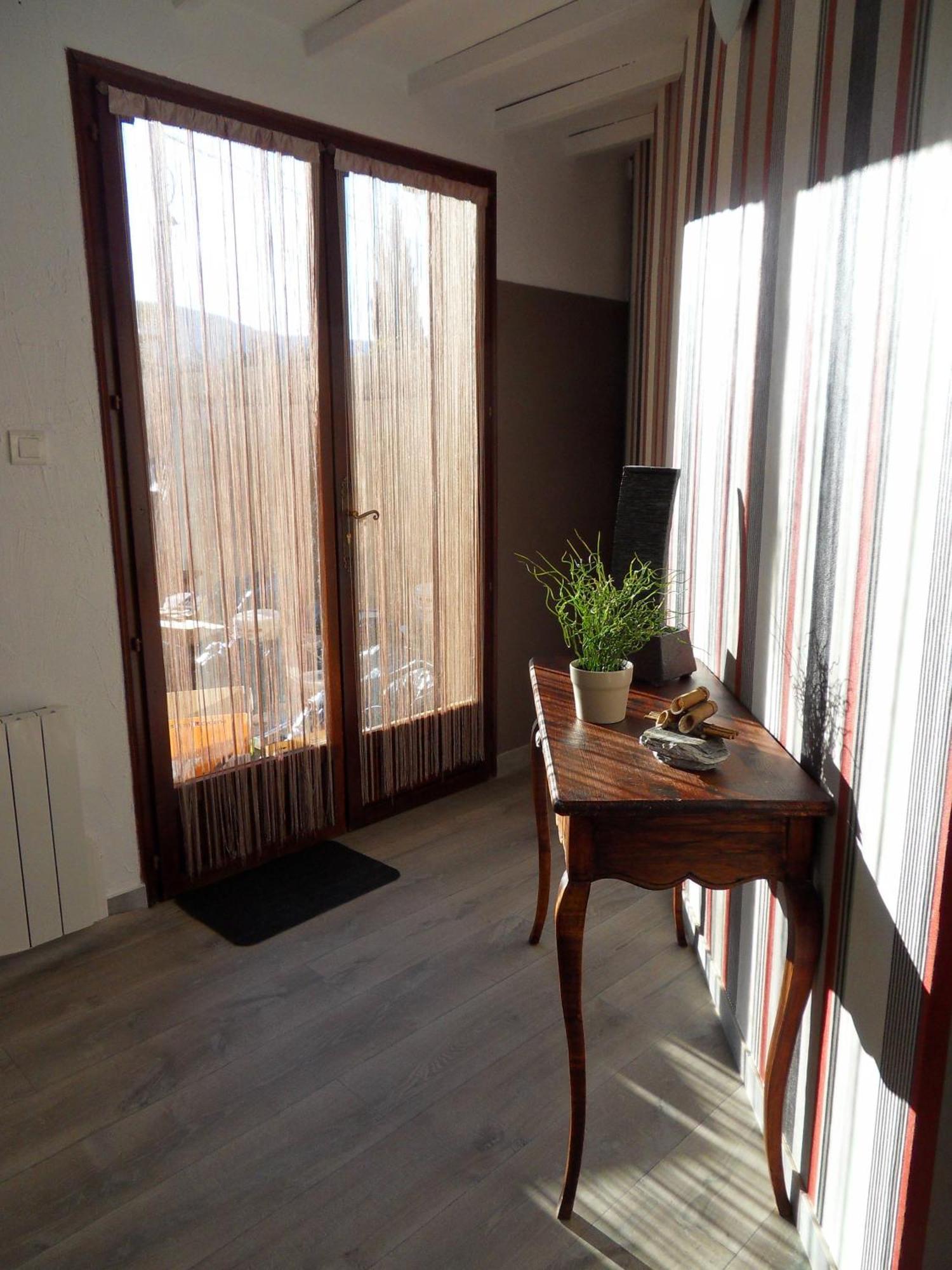 Le Jardin D'Ivana Chambres D'Hotes B&B Avec Piscine Chauffee Oppède Eksteriør billede